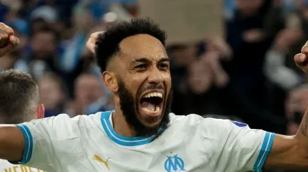 Ligue 1&nbsp;: Aubameyang buteur, Marseille accroche une place européenne
