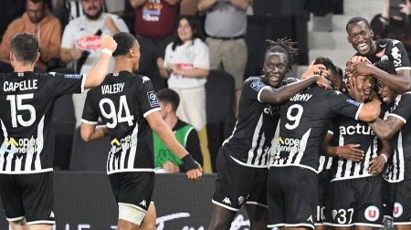Ligue 1 : Angers SCO s’impose face à Lorient (2-0) : Ekomié de retour mais discret
