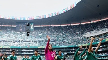 Mondial 2026&nbsp;: Le Mexique réussit son entrée en compétition face à l’Afrique du Sud réduite à 9

