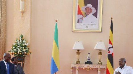 Visite de travail et d’amitié du président de la transition du Gabon à Kampala
