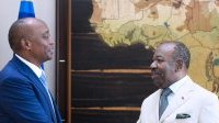 Ali Bongo s’entretient avec le président de la CAF Patrice Motsepe
