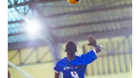 Kwan Institut Volleyball défie l’Association Omnisport GR pour le titre de champion de l’Estuaire
