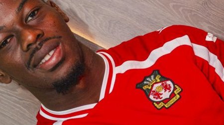 Championship&nbsp;: Jacques Ekomié titulaire dès son arrivée, Wrexham battu par Birmingham