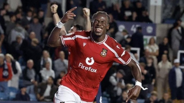 Championship : Jacques Ekomié marque dès son 2e match, Wrexham écrase Millwall
