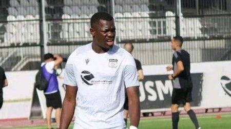 Ligue 1 Mobilis : « L’ambiance est hyper magnifique ici », Randy Essang Matouti
