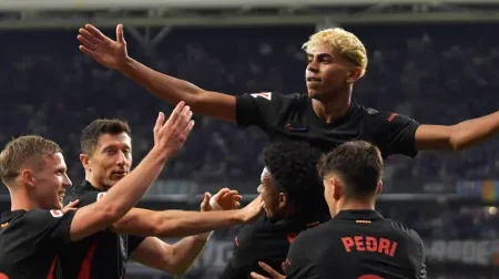 Liga : le FC Barcelone champion d’Espagne, l’ère Flick démarre en trombe
