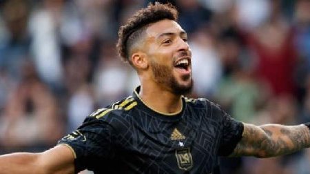 MLS : Denis Bouanga buteur et décisif dans le succès du Los Angeles FC
