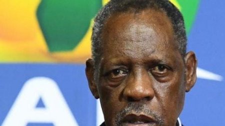 Disparition : Issa Hayatou, un baobab du football africain tire sa révérence
