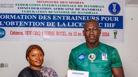 Quatre nouveaux entraîneurs gabonais de handball de licence C sur le marché
