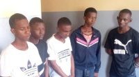 Libreville : 6 jeunes petits braqueurs appréhendés par la police grâce à une vidéo de leur forfait
