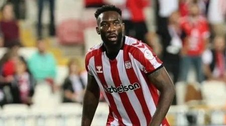Turquie - D2 : Aaron Appindangoyé, une défaite et un rouge avec Sivasspor
