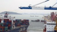 L’OMI adopte une stratégie révisée pour réduire les émissions de gaz à effet de serre dues aux transports maritimes
