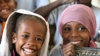 Les droits de l’enfant sont en net recul dans le monde, déplore le chef des droits de l’homme
