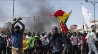 ​​​​Sénégal : l’opposition manifeste contre la disqualification de ses leaders aux législatives
