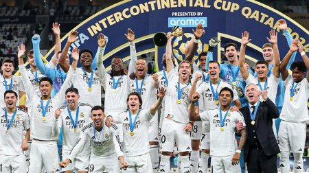 Le Real Madrid triomphe en Coupe Intercontinentale : une quatrième étoile pour les Merengues
