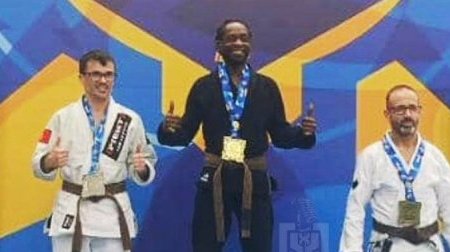 Un rappeur gabonais champion d’Europe de Jiu-jitsu : Maât Le Seigneur Lion rugit à Lisbonne
