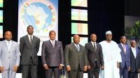 Ali Bongo et les ministres du Budget et de la Santé abordent les questions de protection sociale
