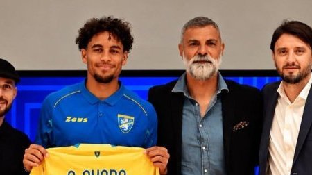 Serie A&nbsp;: Anthony Oyono prolongé jusqu’en 2029 par Frosinone

