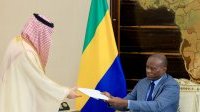 Brice Clotaire Oligui Nguema s’entretient avec l’ambassadeur d’Arabie Saoudite
