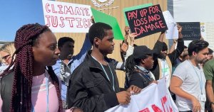 «&nbsp;Notre avenir nous est volé&nbsp;!&nbsp;», disent de jeunes militants aux négociateurs de la COP27