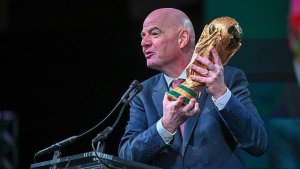 Mondial 2030&nbsp;: Après les 48 équipes, Infantino ouvre déjà la porte à un tournoi à 64 nations