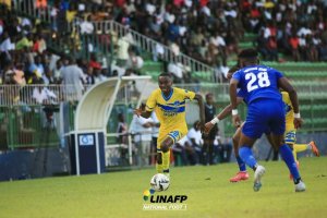 National-Foot 1&nbsp;: la course au podium et au maintien relancée derrière Mangasport