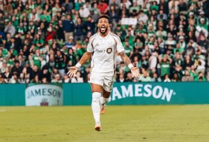 MLS&nbsp;: Denis Bouanga entre dans l’histoire du Los Angeles FC avec 101 buts