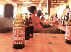 Libreville&nbsp;: Un jeune gabonais poignarde son ami pour avoir touché à sa demi-bière de Régab