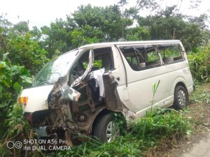 Oyem&nbsp;: Une collision entre un mini-bus et un camion fait un blessé grave