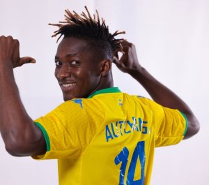 Louis Ameka Autchanga signe pour 3 saisons au Tout-Puissant Mazembé en RDC